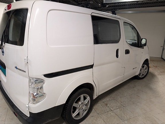 Nissan e-NV200 5 of 5