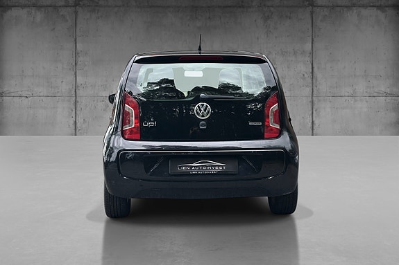 Volkswagen UP! 6 of 10