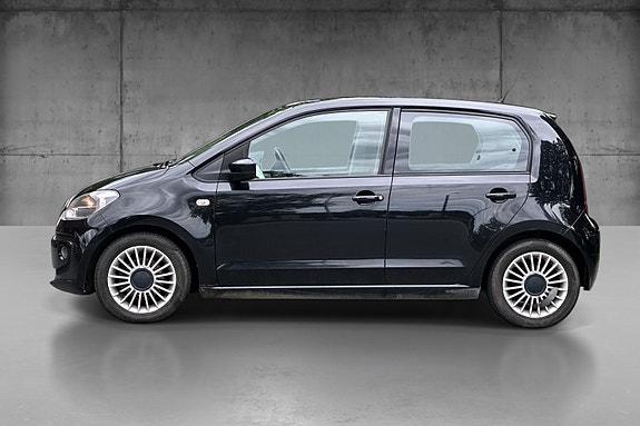 Volkswagen UP! 4 of 5