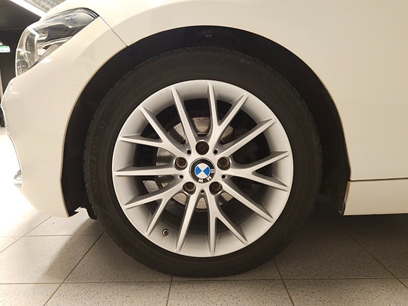 BMW 116d 3 of 30