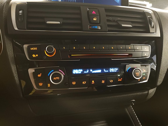 BMW 116d 28 of 30