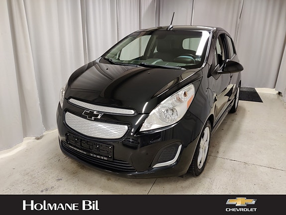 Chevrolet Spark 2 of 5