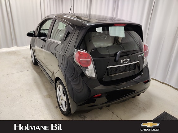 Chevrolet Spark 4 of 5
