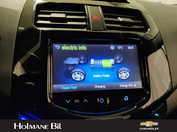 Chevrolet Spark 24 of 30