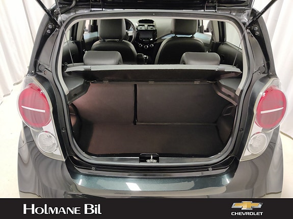 Chevrolet Spark 29 of 30