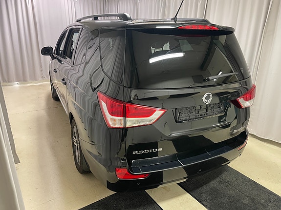 SsangYong Rodius 2 of 30
