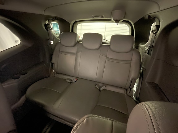 SsangYong Rodius 6 of 30