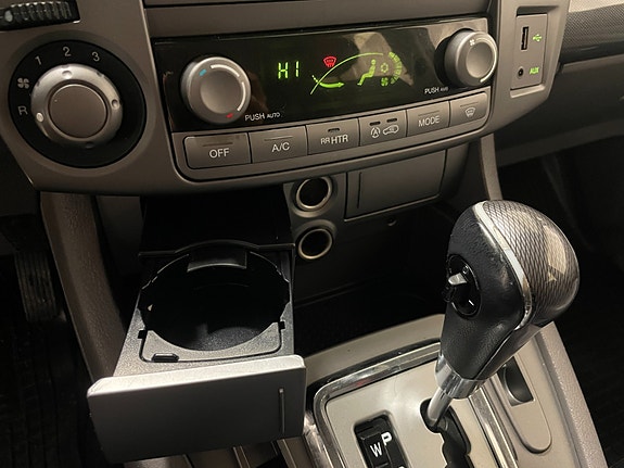 SsangYong Rodius 25 of 30