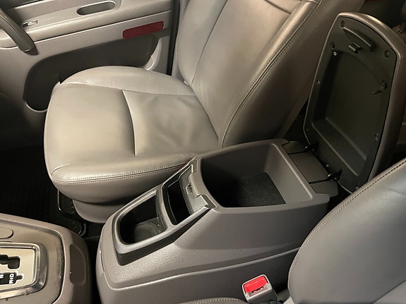 SsangYong Rodius 27 of 30
