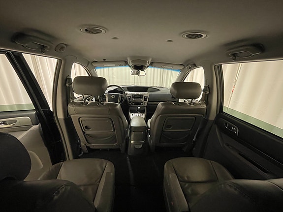 SsangYong Rodius 7 of 30