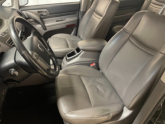 SsangYong Rodius 14 of 30