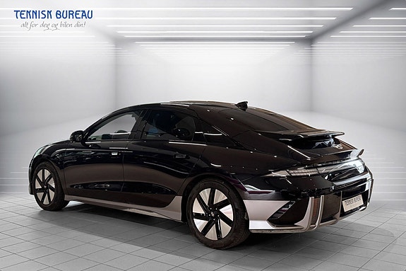Hyundai Ioniq 6 3 of 5