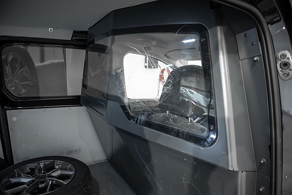 Volkswagen Caddy Maxi 26 of 29