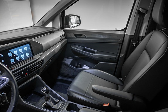 Volkswagen Caddy Maxi 22 of 29