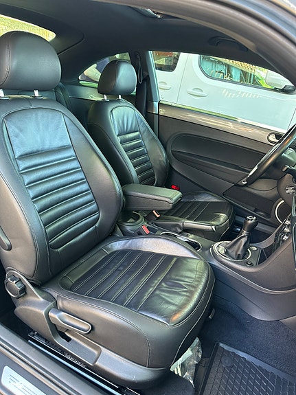 Volkswagen Beetle 6 of 18