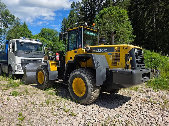 Komatsu WA320PZ - 8405 timer - Bør sees! 3 of 5