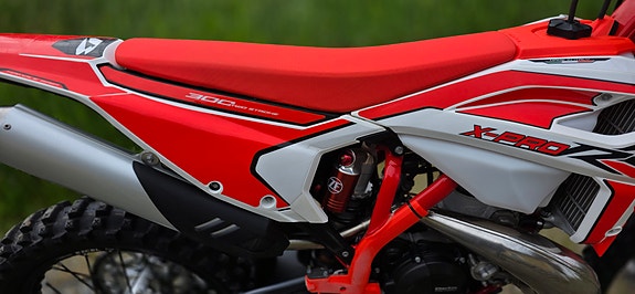 Beta RR 300 X-Pro Enduro 4 of 5