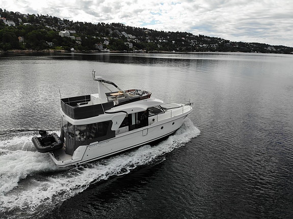Beneteau Swift Trawler 41 Fly 2022. Strøken, 335 t, generator og teak 2 of 5