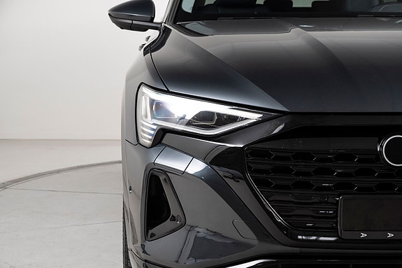 Audi Q8 5 of 5