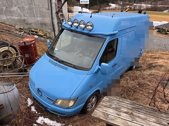 Mercedes-Benz Sprinter 313