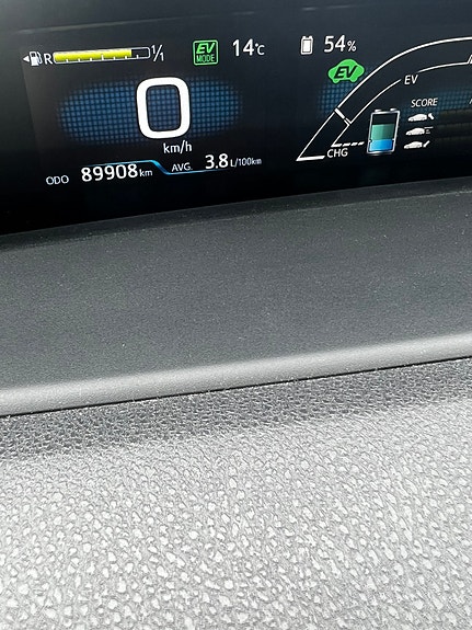 Toyota Prius Plug-in Hybrid 10 of 12