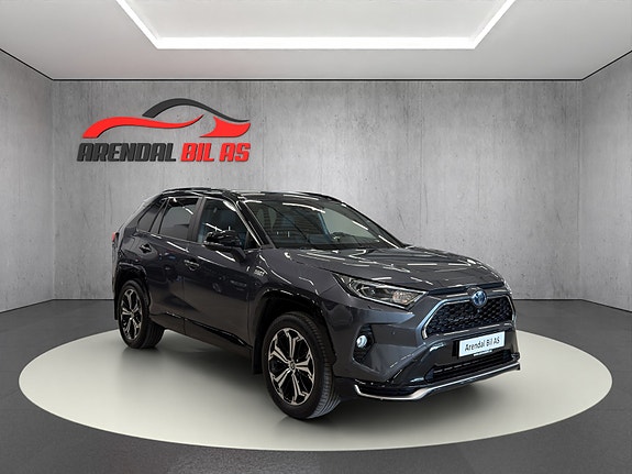 Toyota RAV4 Plug-in Hybrid 4 of 26