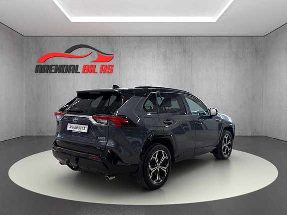 Toyota RAV4 Plug-in Hybrid 5 of 26