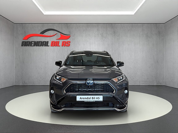 Toyota RAV4 Plug-in Hybrid 3 of 26