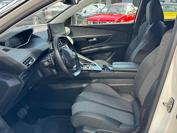 Peugeot 5008 16 of 22