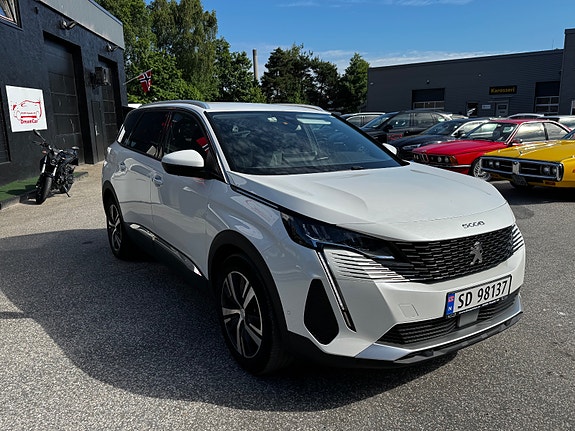 Peugeot 5008 5 of 22