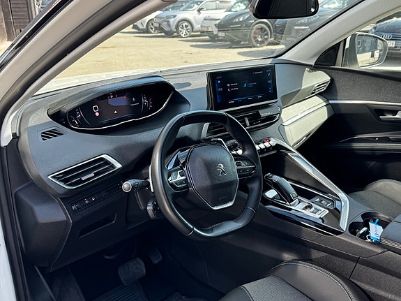 Peugeot 5008 15 of 22