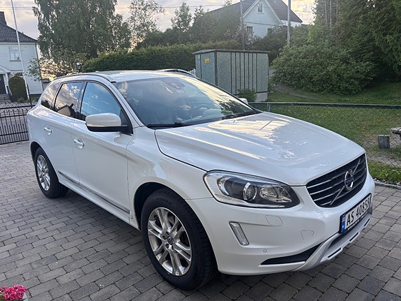 Volvo XC60 6 of 30