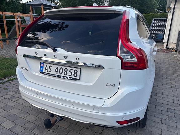 Volvo XC60 17 of 30