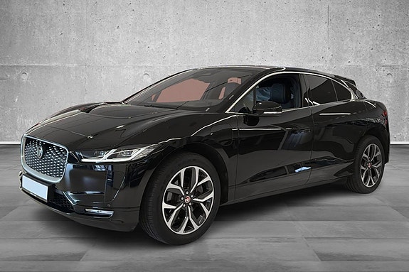 Jaguar I-PACE 2 of 5