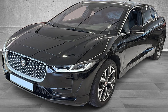 Jaguar I-PACE 3 of 5