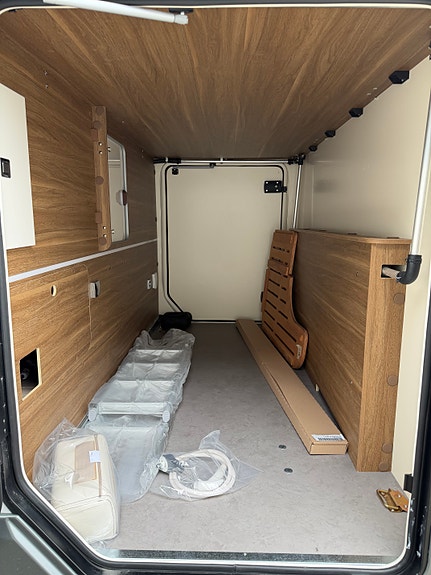 Mobilvetta K- Yacht Tekno Line 64 | 180 ah Lithium | 8-trinns automat | ALDE 21 of 23