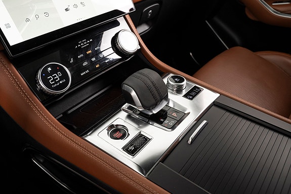 Jaguar F-PACE 16 of 30
