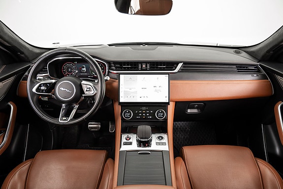 Jaguar F-PACE 26 of 30