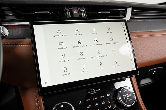 Jaguar F-PACE 19 of 30