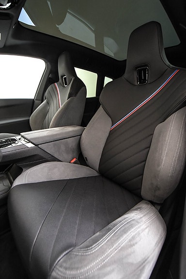 BMW iX 5 of 5