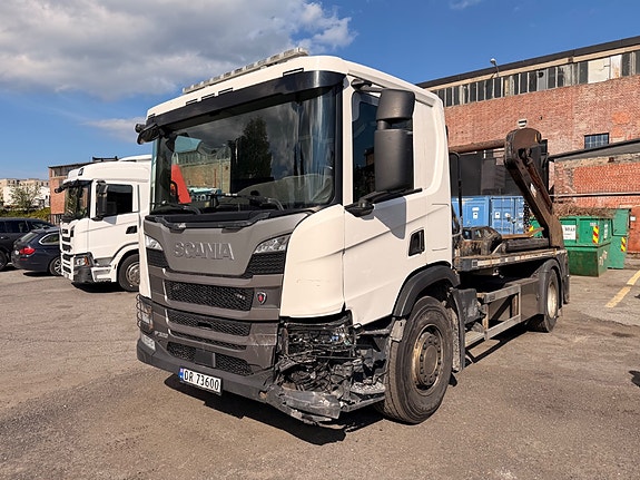 Scania P 320