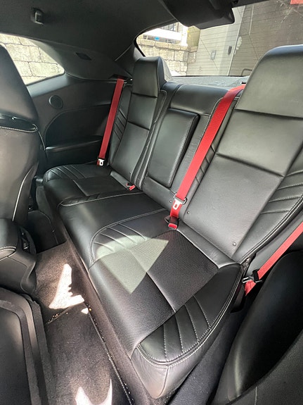 Dodge Challenger 9 of 22