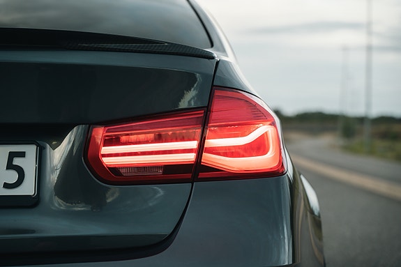 BMW M3 7 of 30
