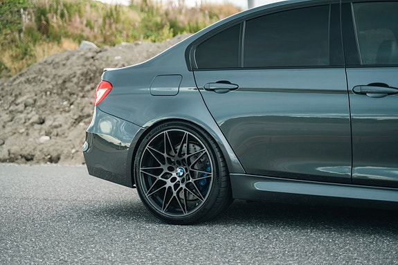 BMW M3 12 of 30