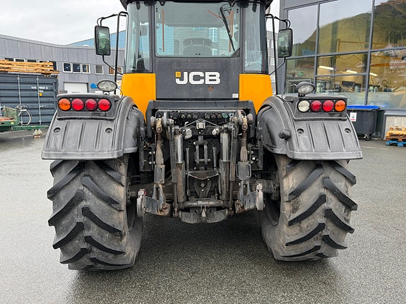 JCB 3230 4 of 8