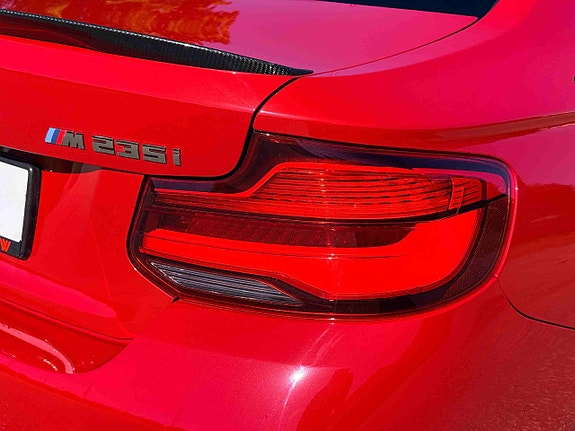 BMW M235i 13 of 30