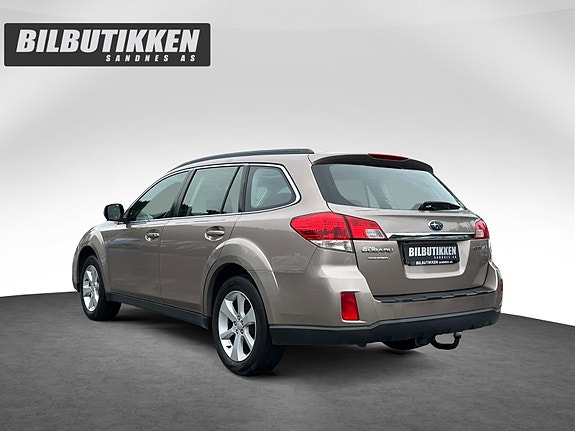 Subaru Outback 3 of 5