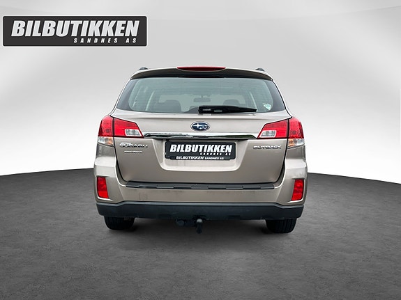 Subaru Outback 4 of 5