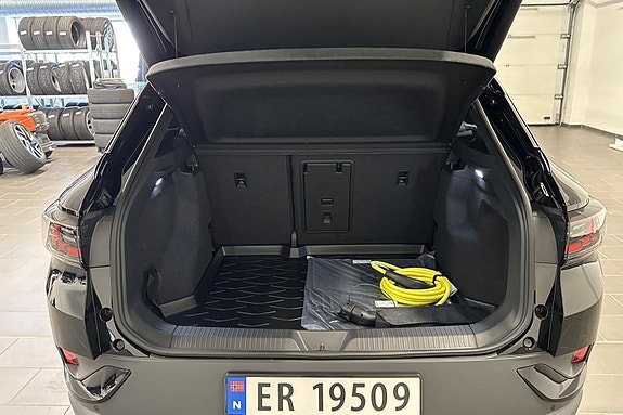Volkswagen ID.4 5 of 5