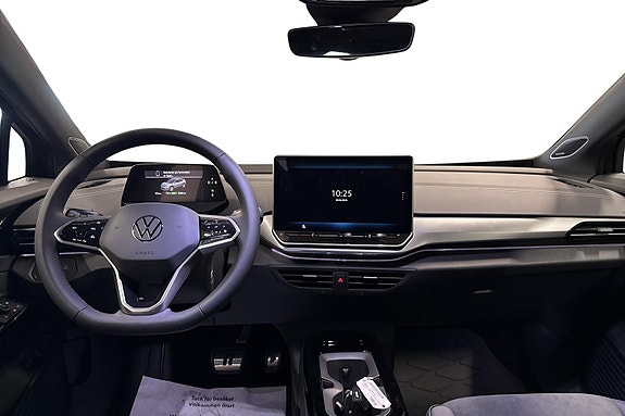 Volkswagen ID.4 6 of 24